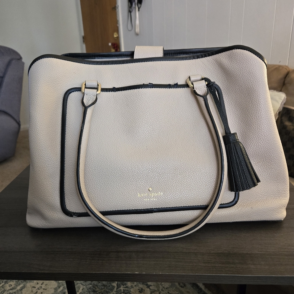 Kate Spade Cream and Black Tote Bag